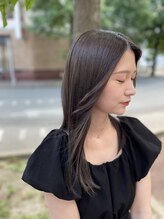 エー(A) long:プラチナロングヘア