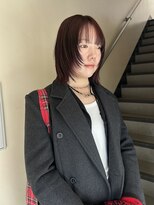 スイ(suii.) ザクザク顔まわりレイヤー×ワインレッド