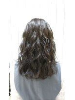 ソワン ドゥ ブレス エルネ 立花店(soin de brace elne)&nbsp;パーソナルカラー×グレージュ