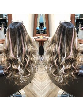 カルフール ロコ 草加西口店(Carrefour LOCO) グラデベースにピンクラベンダーハイライト