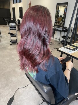 ナンバー(number+) 大人可愛いレイヤーカットチェリーピンクブリーチなし伸ばしかけ