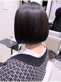黒髪前下がり切りっぱなしミニボブ髪質改善縮毛矯正ストレート