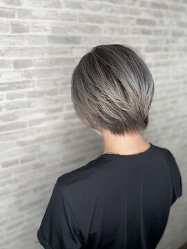 ノアリンクス(Noa Links) ハンサムショート/シルバーカラー/Noa Links