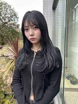 ルーイ(LOUIE) ・・・layer cut × navy black・・・