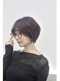 30代40代50代耳かけショート前髪なしハンサムショート白髪ぼかし