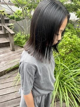 ニカヘアー(Nika hair) 切りっぱなしボブ