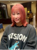 ハイトーンピンクでレイヤーカット