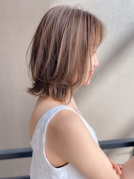 チョビー 銀座(chobii) 道村/ウェーブパーマ/フォギーベージュ/外ハネボブ/アッシュ