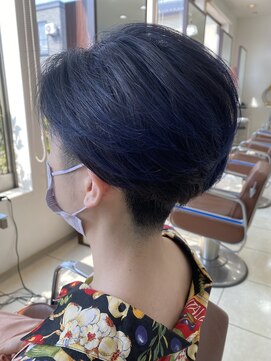 リッチアリュール(Ricci ALLURE) ツーブロ女子/メンズライク/アースカラー/30代/40代/50代