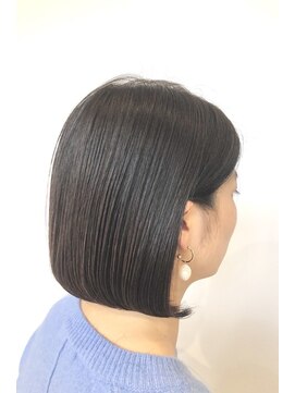 クツロギ(kuturogi) グラデーションボブ
