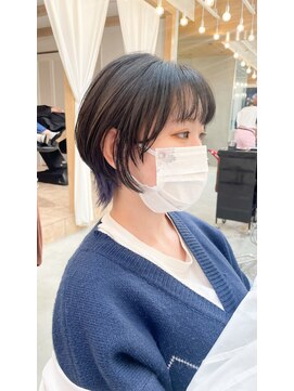 ロンドアジュール 横浜(Lond azur) ウルフとインナーカラーで少し個性に