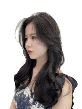 ネウィ 銀座(newi) ロングレイヤーカット