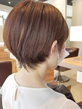 フロア(FLOOR) #ベリーショート#丸みショート#えりあしすっきりショート