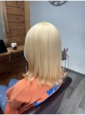 ヘルブリーチ　外はねボブ
