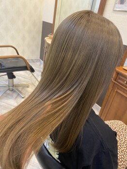 サロンロダン(SALON RODAN)の写真/【お得な平日限定クーポン有！】ダメージレスなカラー施術が大好評◎豊富なケアメニューで美髪を叶えます◇