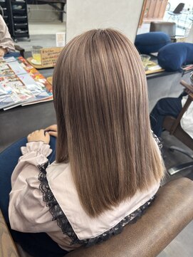 ヘアメイク アージュ(hair make age) ミルクティーカラー