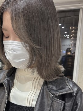 リリアン(ReLien) 小顔効果抜群!顔周りレイヤーボブ