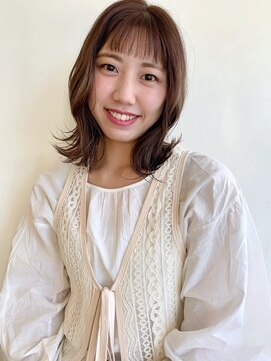 クート(kuuTo) ふわっとミディ ヌーディベージュ