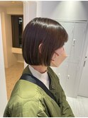切りっぱなしボブ オリーブカラー
