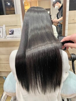 ホワイトバイオレンジ(WHITE by ORANGE)の写真/どこに行っても癖が伸びない、不自然に仕上がる、傷んでしまう方に体験して欲しい当店自慢の縮毛矯正