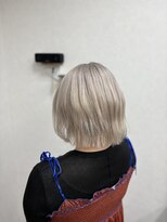 リングバイモアムー(Ring by Moremuu)&nbsp;ブリーチカラー　ホワイト