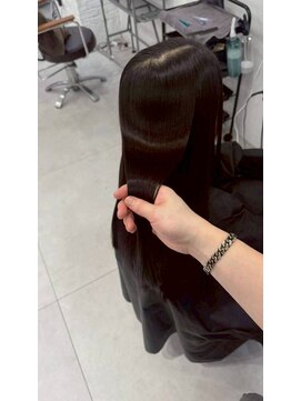 シェノン 西梅田(CHAINON) 髪質改善/縮毛矯正/レイヤーカット/くびれヘア/西梅田