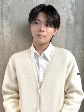 オルカ(ORCA) センターパート　ニュアンスパーマ　毛流れ　新宿　南川聖華