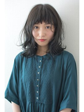 ノイン(noine) 『noine＊sasaki』ひし形シルエット×外ハネミディアム