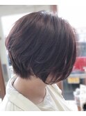 前下がりハンサムショート