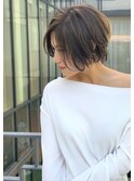 前下がりショートレイヤーボブ