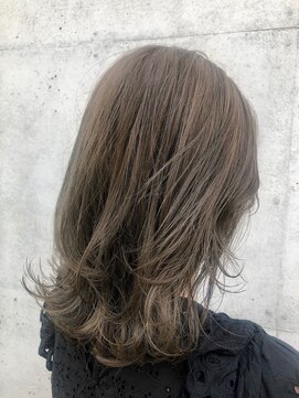 ビーチ(BEACH) 【BEACH/チナツ】オリーブグレージュレイヤーロブ