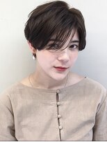 サーカス バイ ビュートリアム 青山(CIRCUS by BEAUTRIUM)&nbsp;ショートヘア　ひし形シルエット　ニュアンスパーマショート