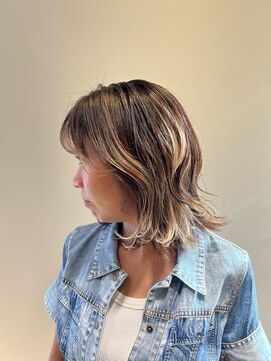 アンチェ(Anche) 外ハネくびれレイヤー