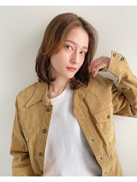 トレス(TRESS) ブラウンベージュ　ミディアムレイヤー　ウルフボブ