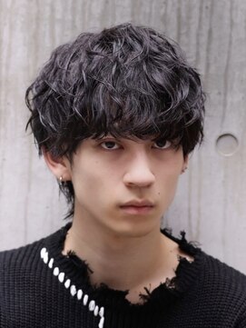 リップス 横浜(LIPPS) 緩め波ツイストパーマ【マッシュウルフ】