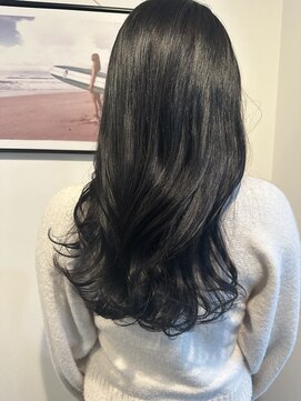 マリン(Marine) 20代30代韓国風くびれヘア暗髪透明感カラー