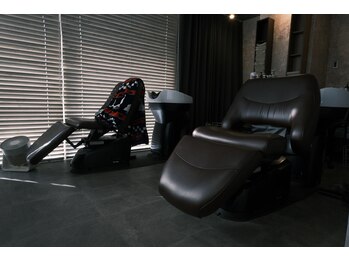 CLUTCH【クラッチ】