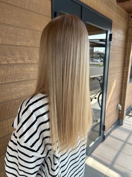 ヘア アンド ビューティ ビーズアモール 春日井神領店(Hair&Beauty B's amor) ホワイトミルクティー