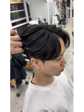 ピースバイラフトーキョウ(V by RAF Tokyo) ナチュラルセンターパート×ニュアンスパーマ 40%