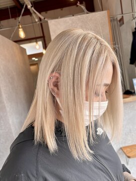 クラウド ナイン ブランシュ(CLOUD Nine blanche) ホワイトベージュカラー