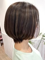 ネオリーブソラ 相模大野店(Neolive sola) 白髪ぼかしハイライト/くびれショート