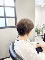セジールへアメゾン(SAISIR HAIRMAISON)&nbsp;ショートベリーショートマッシュショートくびれ前髪あり