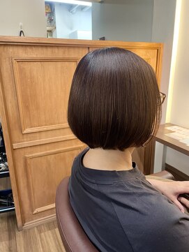 ミーツ meets+ 【秋color】栗色で秋服との相性◎