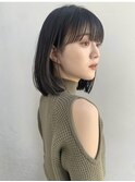 秋ヘア／小顔／オリーブグレー／シンプルロブ