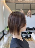 ボブ　ショートヘア　外ハネ