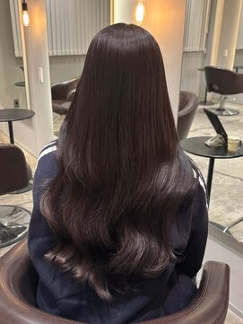 ケリーアン 太田(kelly.un) グレージュ / ベージュ / 暗色カラー / 透明感カラー