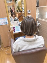 カイノ プラットプラット店(KAINO)&nbsp;極細ハイライトで叶える大人の艶髪ボブ