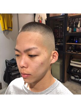 チルチェア ノースエリア 高円寺店(CHILL CHAIR north area.) バズカット×スキンフェード