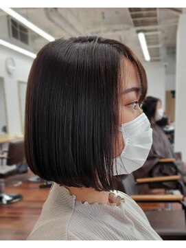 グランルッソ 岡山駅前(GRAN LUSSO) ちょっとだけ前下がりボブ