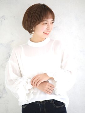 ビィシャイン 社店 コンパクトショートボブ